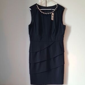 Elegant Black Sleeveless Dress
